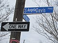 osmwiki:File:Angela Davis Parkway, Gert Town, New Orleans 05.jpg