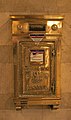 osmwiki:File:Grand Central Station Brass Mailbox (4684171159).jpg